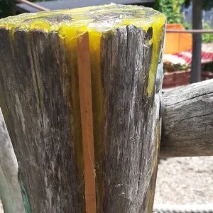 Reparatur Spielplatz Balken gefüllt 2